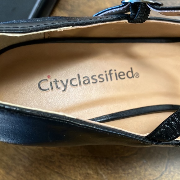 NWOT City Classified Mary Jane strap heeled shoes - Picture 5 of 11